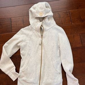 Lululemon Scuba hoodie- full zip EUC